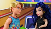 Evie and Chad Kiss, will Ben be Descendants Audrey’s Boyfriend. DisneyToysFan