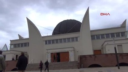 Dha Dış Haber- Fransızlar Camileri Ziyaret Etti