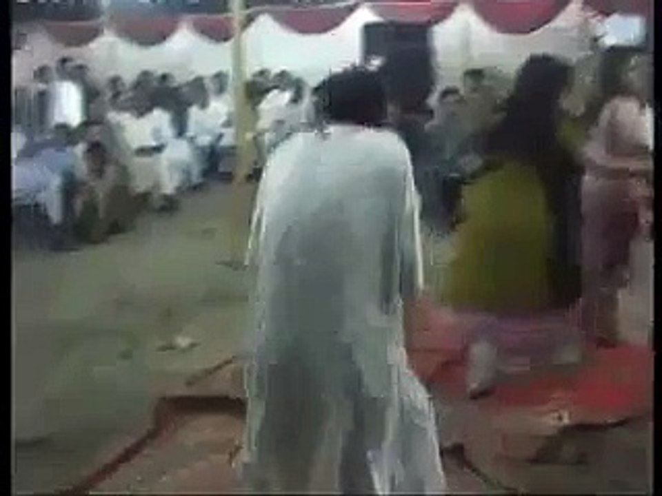 Funny Pashto Dance