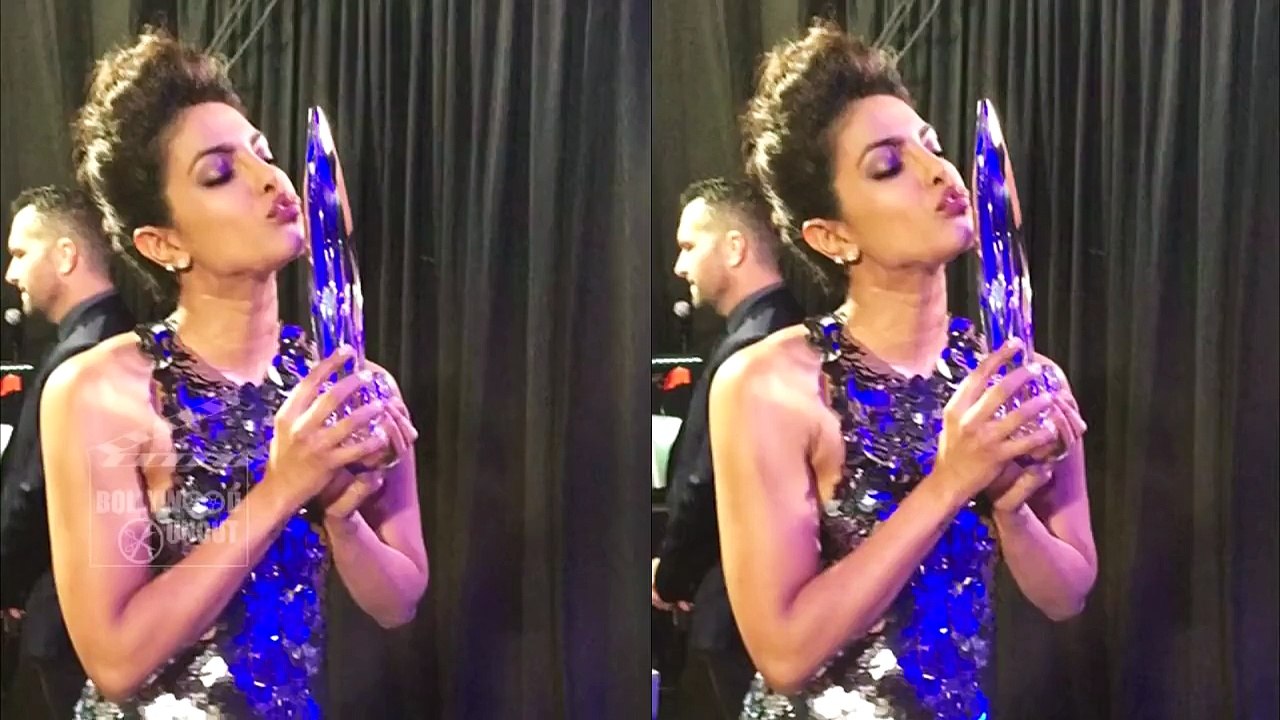 Priyanka Chopra & Sunny Leone ADULT TALK On Social Media