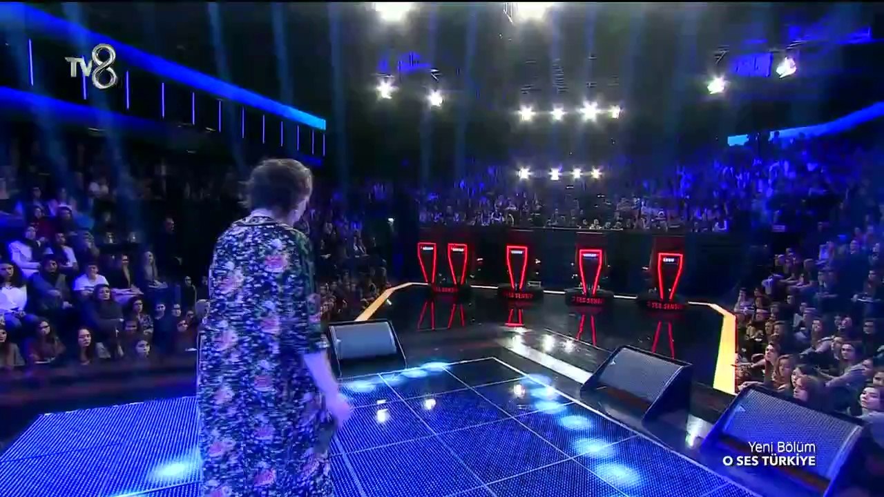 Özlem Çelik 'Hey Gidi Karadeniz' yaktın yıktın...