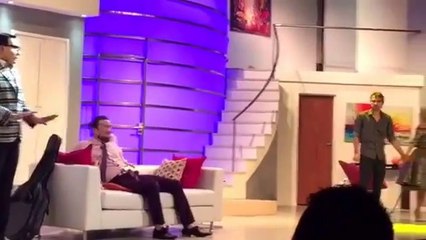 Tinelli fue a ver Marcianos en la Casa (video Pablo Layus) - 10 de Enero