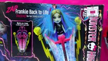 Monster High Freaky Fusion Recharge Chamber Hair Shocking with Exclusive Frankie Stein Dol