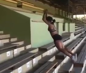 Una atleta desafía las leyes de la gravedad