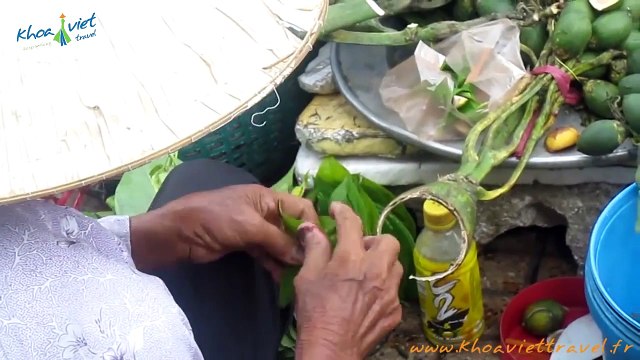 Visit the market on the way from Hanoi to Mai Chau legend of Trau Cau | Vietnam Travel