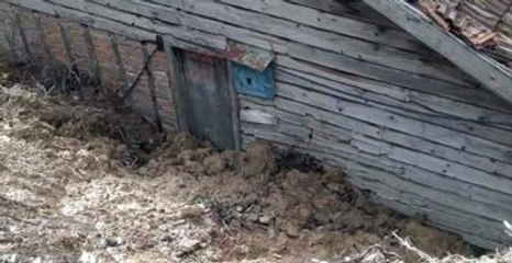 Kayan Köyde Vatandaşlar Tedirgin! Evlerini Terk Ediyorlar