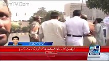 5 Traffic Police Officers Beating Innocent Man In Karachi