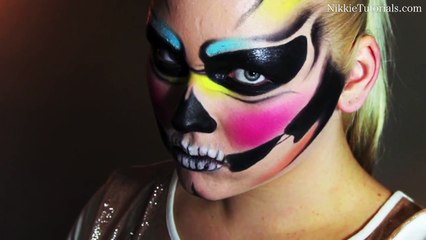 Halloween: Colorful Skull Makeup Tutorial