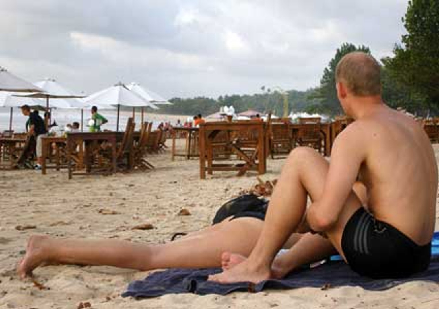 Video Lucu Berjemur Di Pantai Yang Nyaman Video Dailymotion