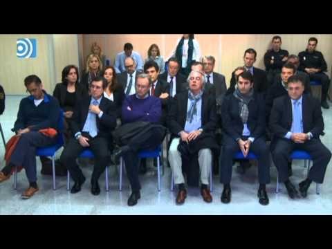 La infanta Cristina y Urdangarín escuchan en el banquillo los cargos que se les imputan