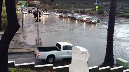 Lamborghini fording the flood San Diego River 01-05-2016
