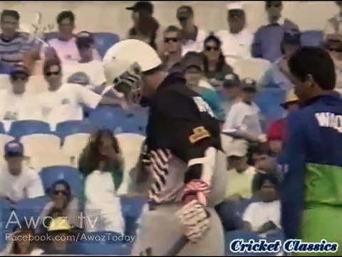 Waqar Younis 6/30 vs New Zealand 1994 - Auckland