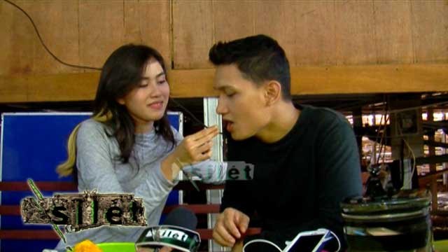 Momen Romantis Syahnaz-Juan - Silet 10 Januari 2016