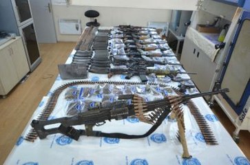 HDP'lilerin Öldürülen 12 PKK'lı İçin Düzenlediği Eyleme Polis Müdahale Etti! Yaralılar Var