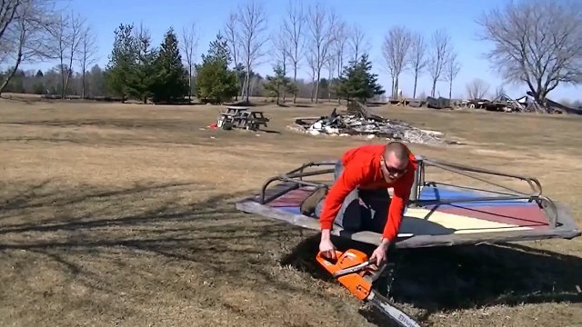 Как передвигаться при помощи бензопилы