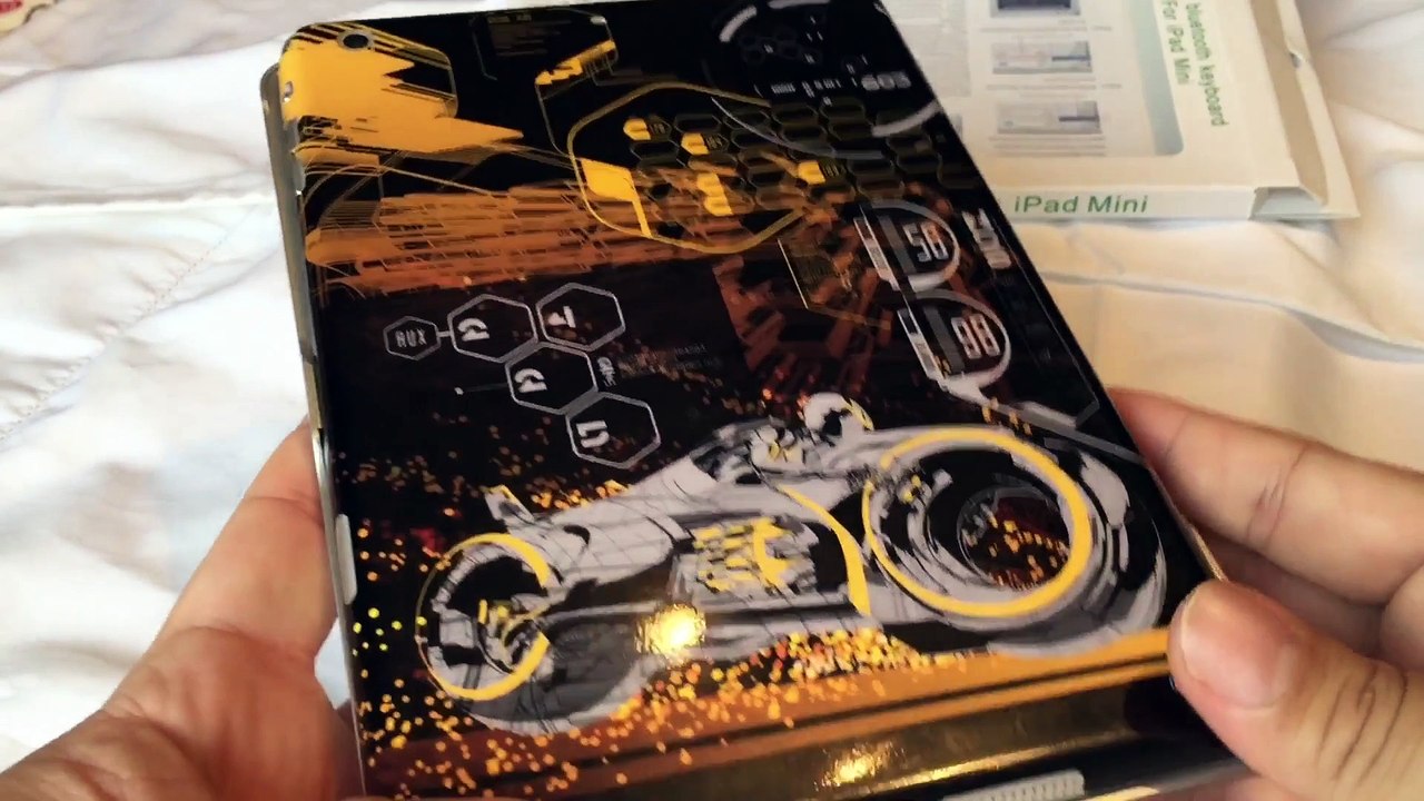 Portable silver bluetooth keyboard snap on cover for iPad mini review