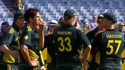 Video herunterladen: Top 10 Run Outs in Cricket History - Amazing run outs by PSL