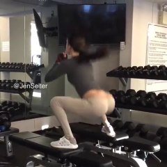 Fitness  training with Jen Selter