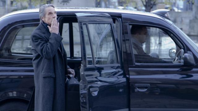 Jeremy Irons parla della scomparsa di David Bowie Il mondo è più grigio senza di lui