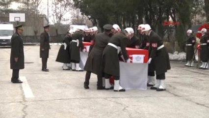 Sur Şehitleri İçin Diyarbakır Asker Hastanesinde Uğurlama Töreni Düzenlendi