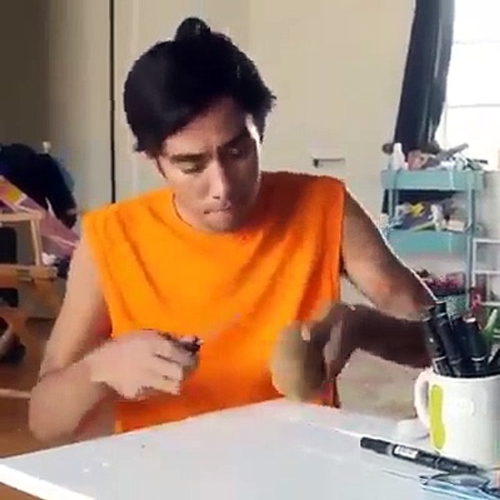 This guy is really amazing, how he does these things easily