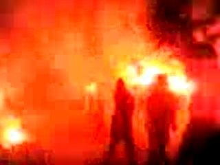 LE KOP OF METRO A LA TOUR EIFFEL APRES PSG TROYES