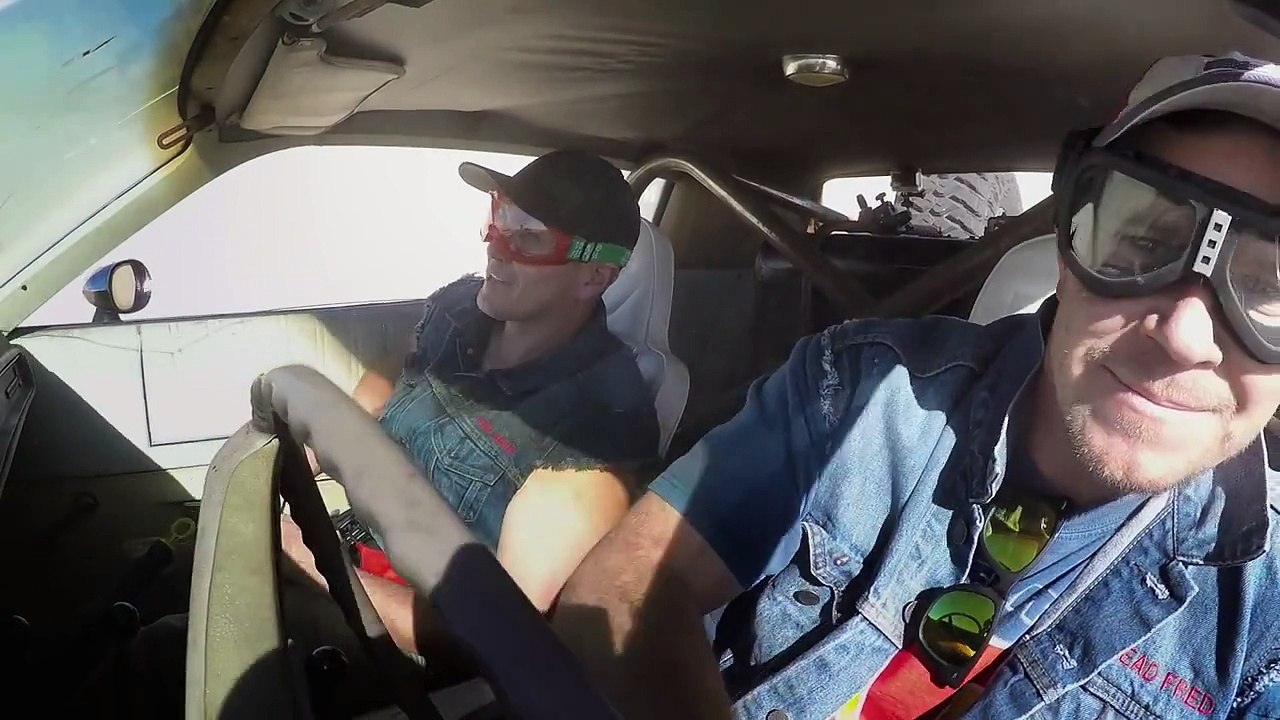 Mad Maxxis Off-Road Runner: 4x4 Muscle Car Desert Chase - Dirt Every Day Ep. 47