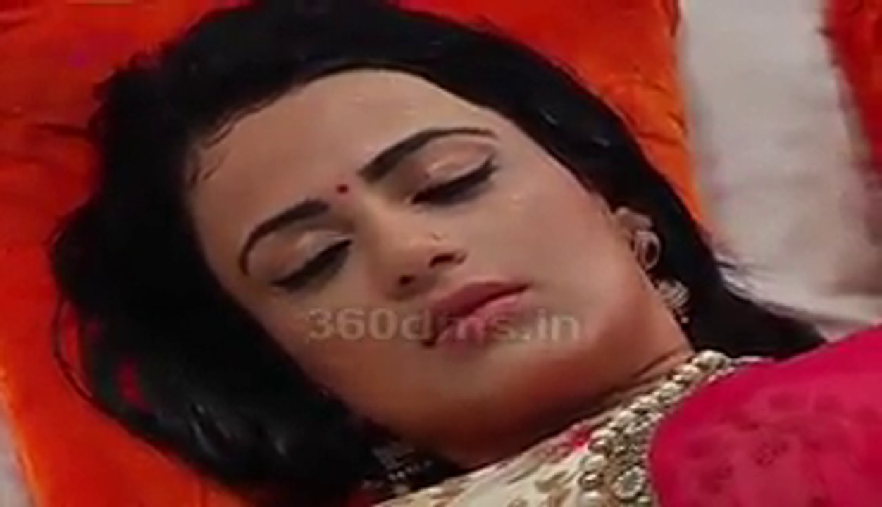 Meri Aashiqui Tum Se Hi 11 January 2016 Ishani Hue Naina Aur Rv Ki Sagai Mein Behosh