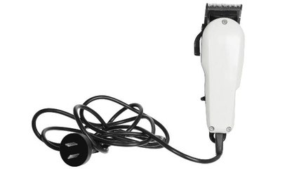 Man arrested after stopping for haircut during police chase