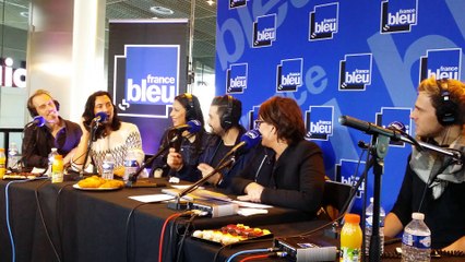 La troupe de la Légende du Roi Arthur en direct sur France Bleu