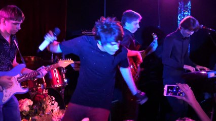 «Let Yourself Go» А.Бон (Москва, «16 тонн», 6.12.2015) (Lucky Cola)