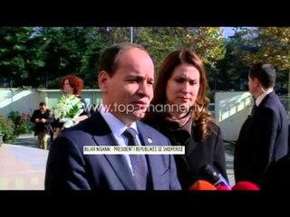 Homazhe për imzot Rrok Mirditën - Top Channel Albania - News - Lajme