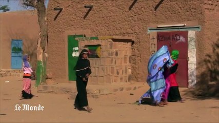 A Aguelhok, nord Mali, les roquettes continuent de tomber