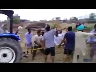 Sara Pind Tractor Nu Khich Gaya Funny Punjabi