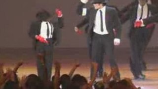 Michael Jackson - DANGEROUS (LIVE).