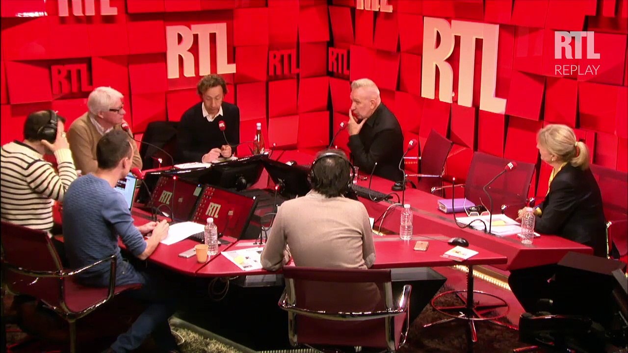 A la bonne heure - Stéphane Bern et Jean Paul Gaultier - Mercredi 9 Décembre 2015 - partie 2