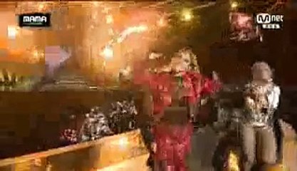 CL - '나쁜 기집애' + 'HELLO BITCHES' & 2NE1 - 'FIRE' + '내가 제일 잘 나가' in 2015 MAMA - YouTube