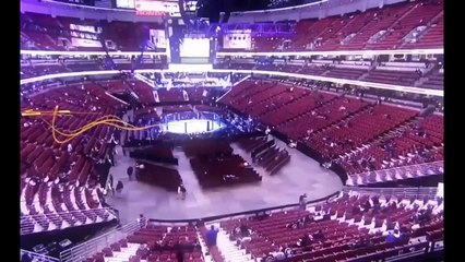 Comentarista do UFC, Joe Rogan, reage com choque a noticia de doping de Jones