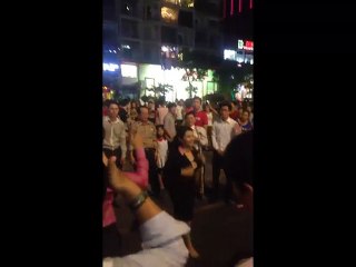 Bán hàng đa cấp lừa sinh viên như thế nào