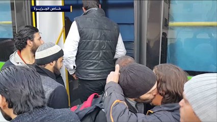 بدء تنفيذ اتفاق الهدنة بحي الوعر بحمص