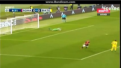 Radja Nainggolan shot chance