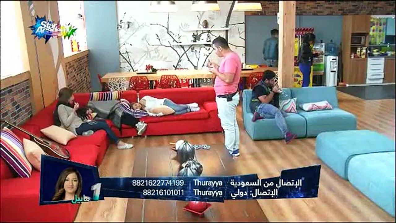جلسه وحديث بين الطلاب بعد حصة الفوكاليز الاربعاء 4/11/2015