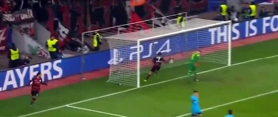Bayer Leverkusen 1-1 Barcelona : Javier Hernández goal