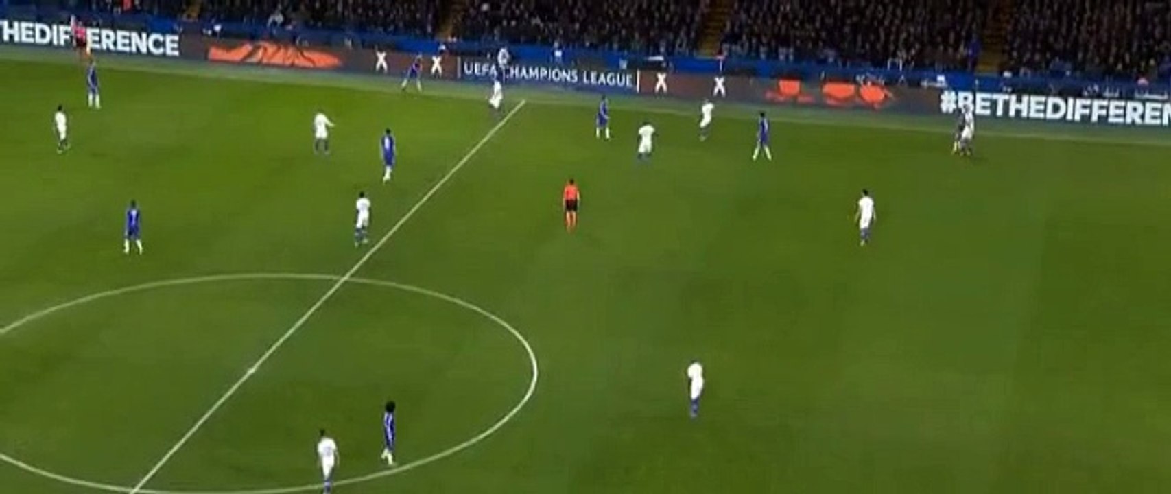 Willian Goal - Chelsea 2 - 0tFC Porto -