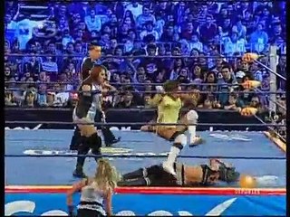 02 Cynthia Moreno, Fabi Apache & Mari Apache vs. Las Gringas Locas