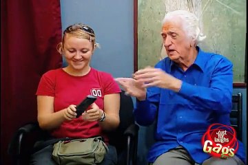 Epic Old Man - Senile Cashier Prank