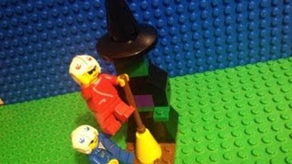 Monthly Mini Build LEGO: 40070 Witch