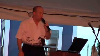 Danny McCorkle sings 'Susan When She Tried' Elvis Week 2011