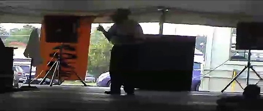 Danny McCorkle sings 'Sweet Caroline' Elvis Week 2006