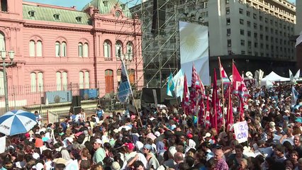 Cristina se despede da Casa Rosada